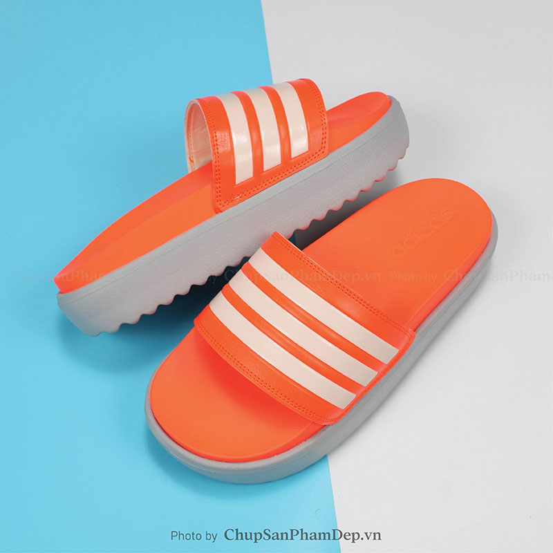 Dép Adidas Plus Sọc Đế Màu Nổi Bật