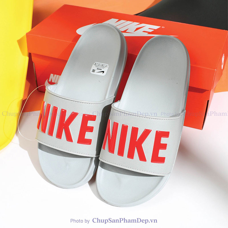 Dép Logo Nike Chữ Màu Hot Trend