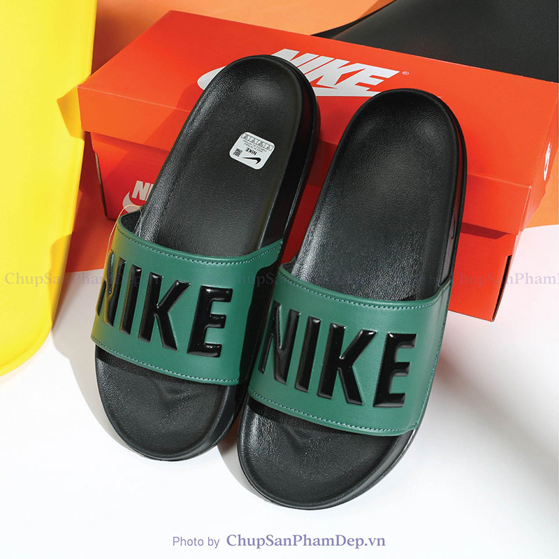 Dép Logo Nike Chữ Màu Hot Trend