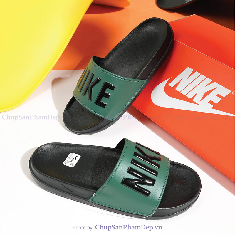 Dép Logo Nike Chữ Màu Hot Trend