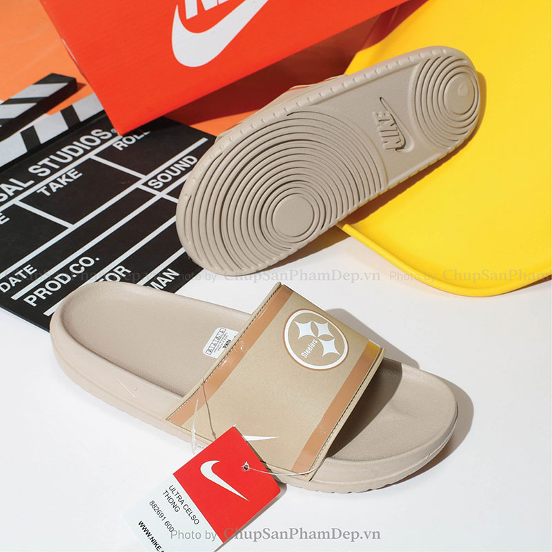 Dép Nike Logo Tròn Viền Màu Nổi Bật