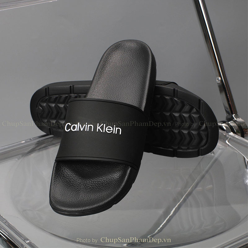 Dép Quai Ngang Trơn Chữ Calvin Klein Sang Trọng