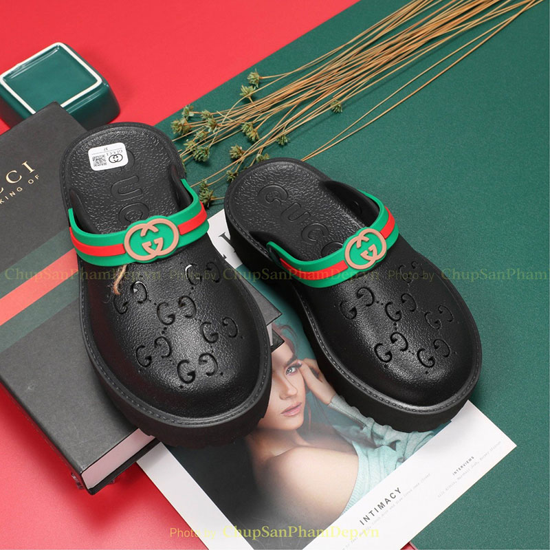 Đúc Gucci Quai Hậu Họa Tiết Tỉ Mỉ Sang Chảnh