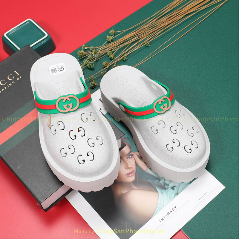 Đúc Gucci Quai Hậu Họa Tiết Tỉ Mỉ Sang Chảnh