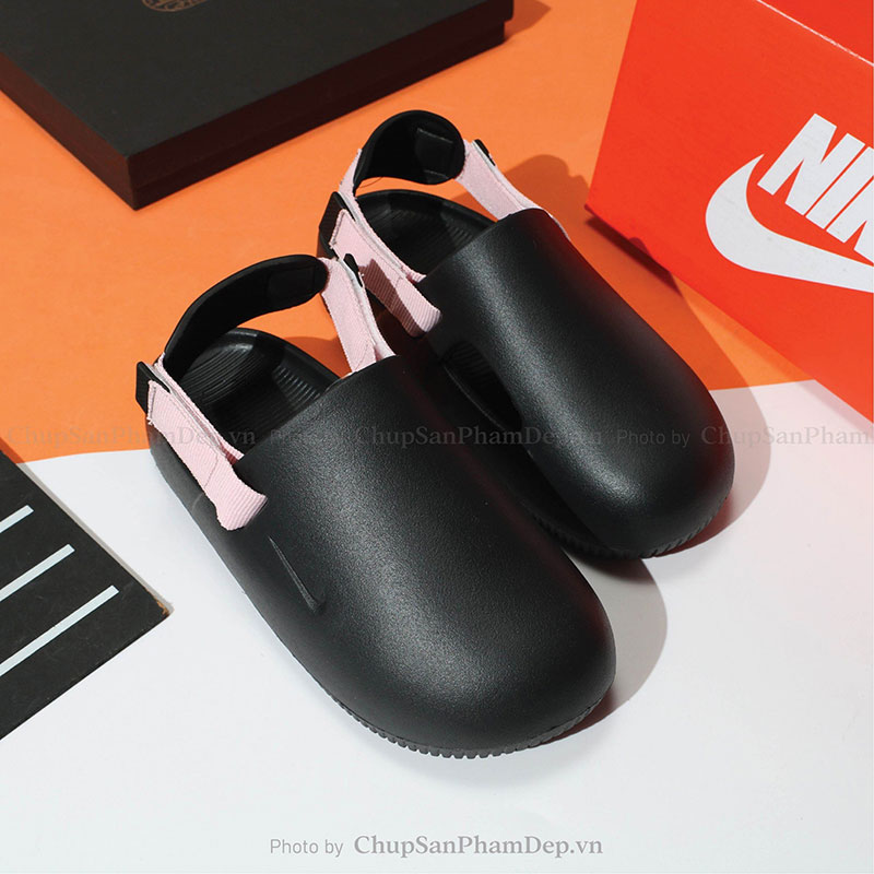 Sục Quai Hậu Nike Calm Thể Thao 