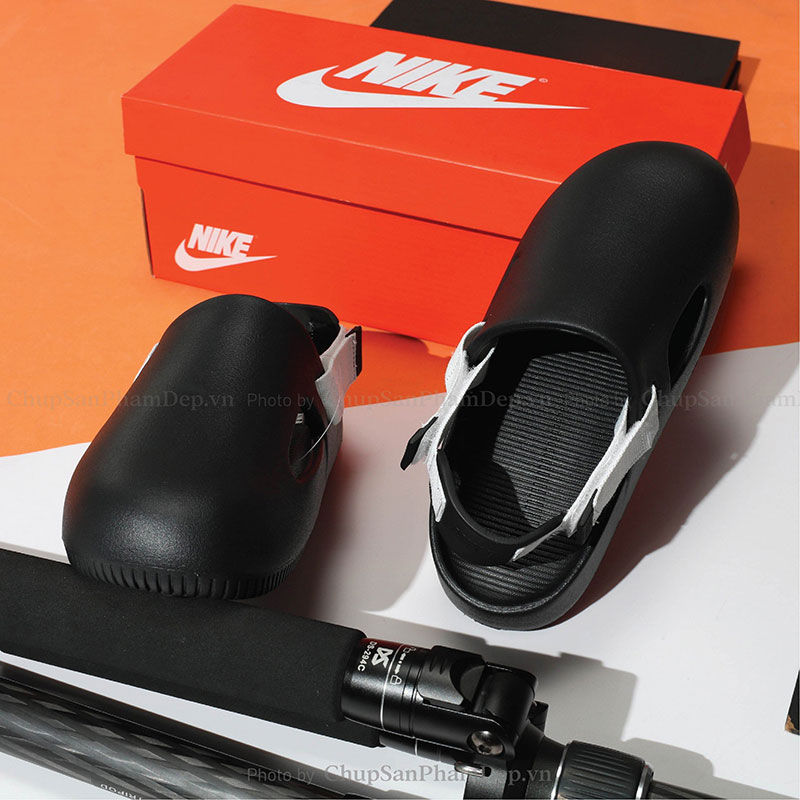 Sục Quai Hậu Nike Calm Thể Thao 