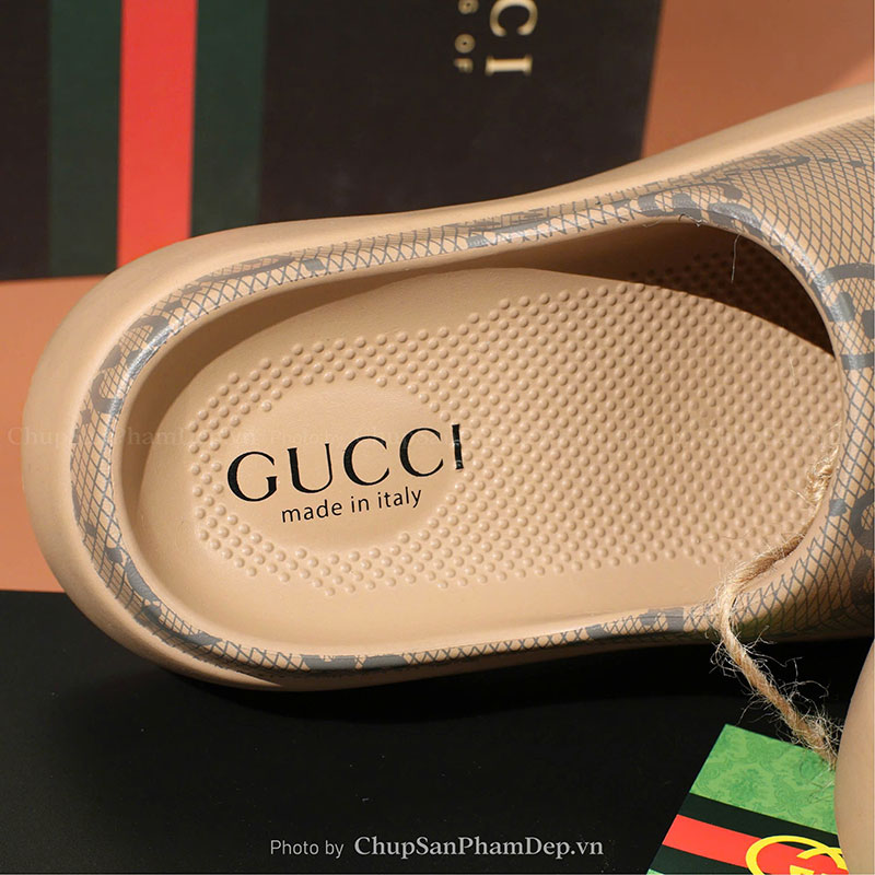 Dép Đúc Họa Tiết Gucci 6P Sang Chảnh