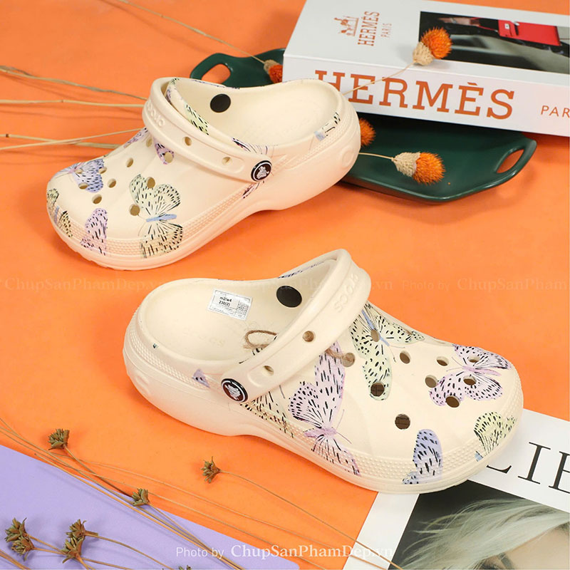 Sục Crocs Bella Butterfly Trẻ Trung