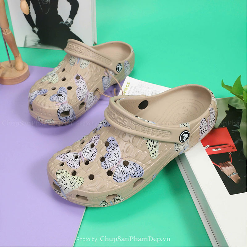 Sục Crocs Butterly 3D Hot Trend