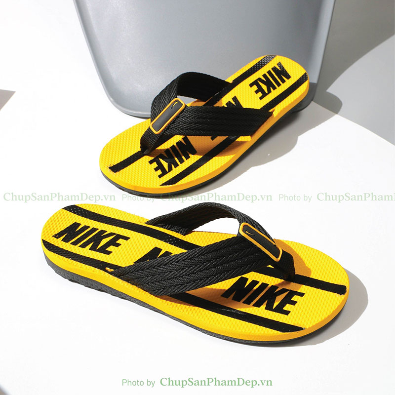 Dép Kẹp Logo Nike Đế Sọc Chữ Thể Thao