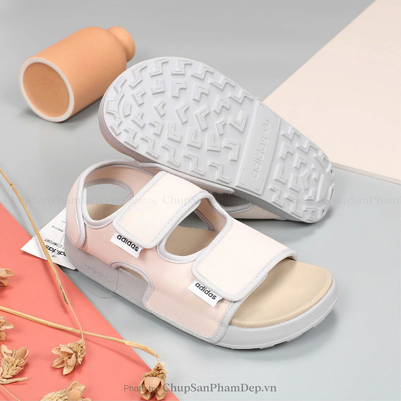 Sandal Adidas 2 Quai Xé Thiết Kế Thể Thao