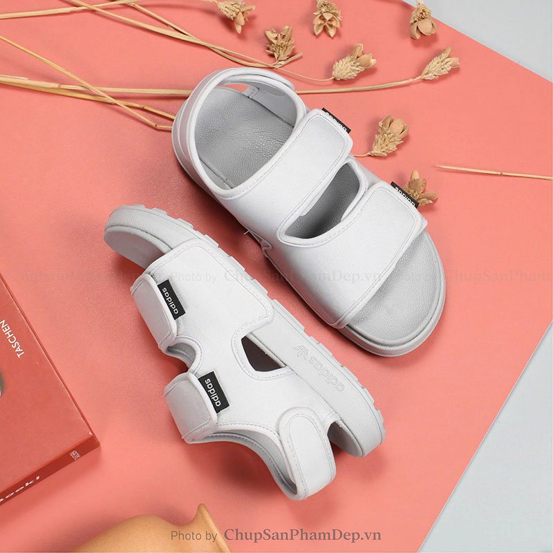 Sandal Adidas 2 Quai Xé Thiết Kế Thể Thao